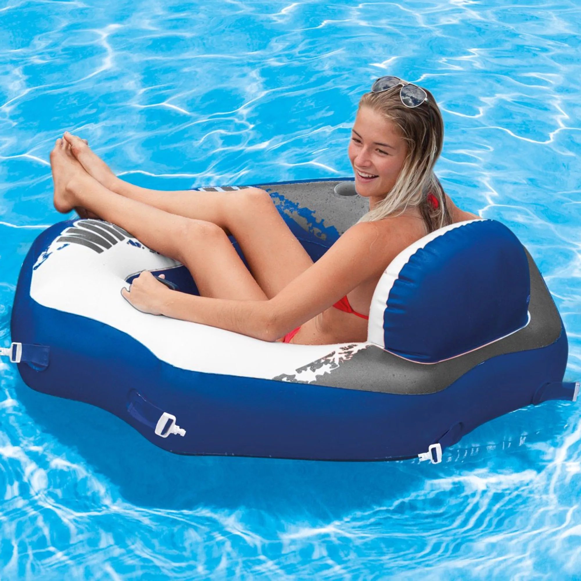 Course de la rivière Donut
130 cm x 126 cm INTEX 58854 – Image 3