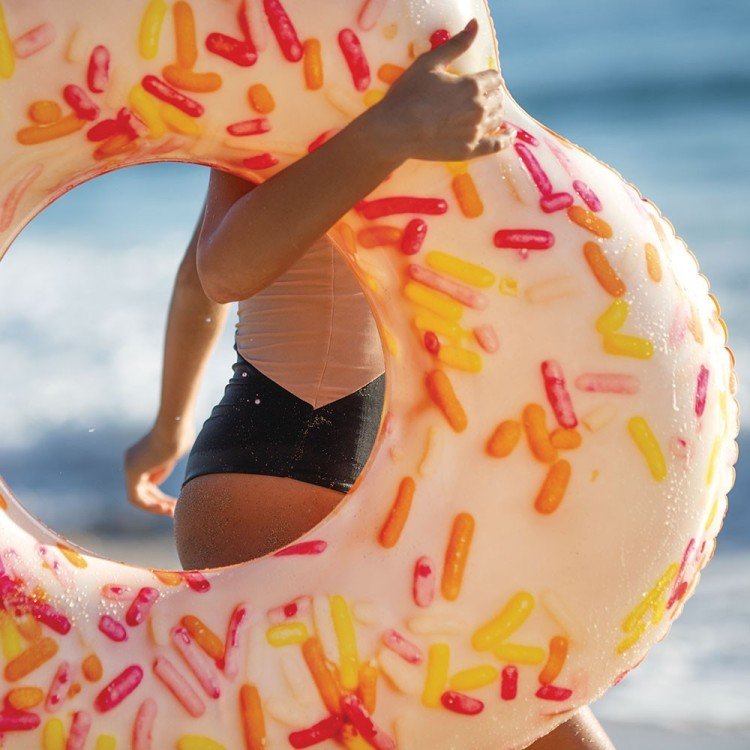 Bouée tube Coeur de donut INTEX 56253 – Image 3